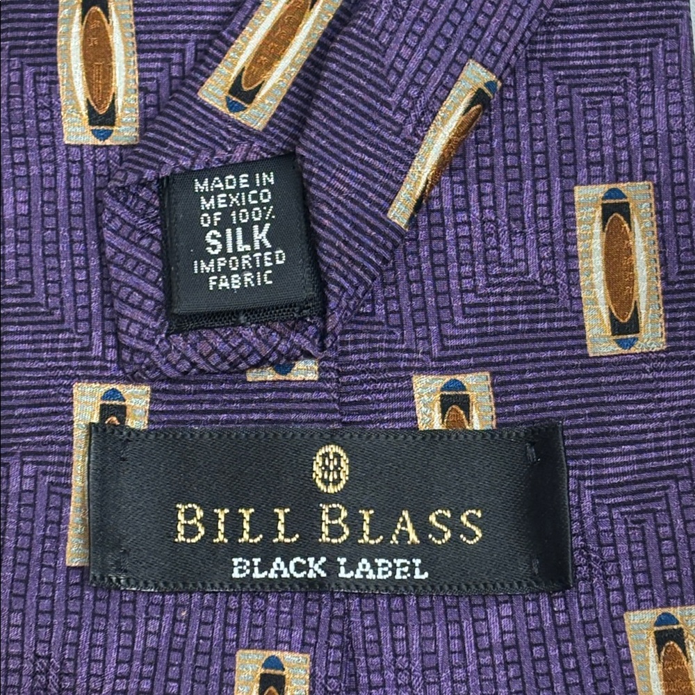 Bill Blass Men's 100% Silk Tie Collection - Red, Purple, Green - Picture 5 of 7